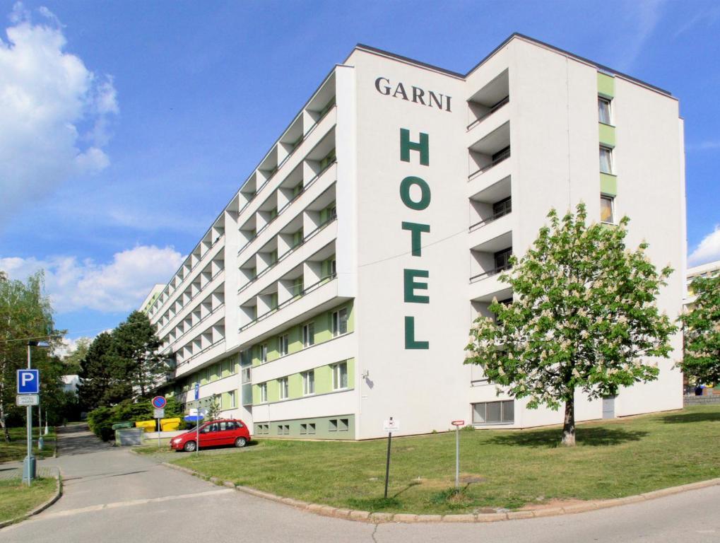 Garni Hotel Vinarska Brünn Exterior foto